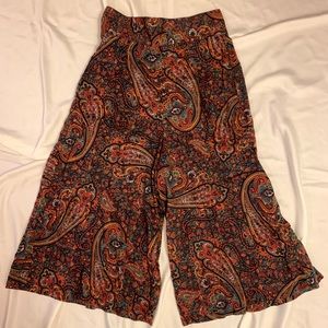 Vintage Paisley Crop Wide Leg Pant